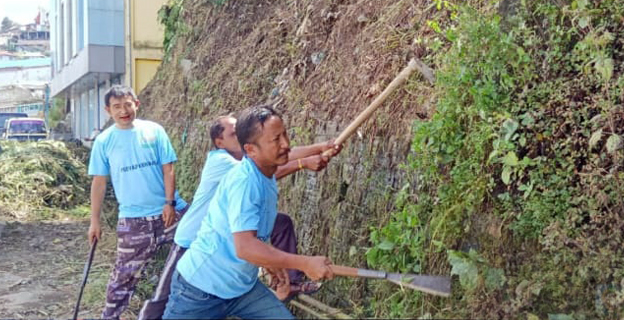 A Swachh Bharat initiative was conducted by the BJP Mokokchung's ST Morcha, led by President Oyimpong and VP (Organization) Tongpang Pongen, on Monday in Mokokchung