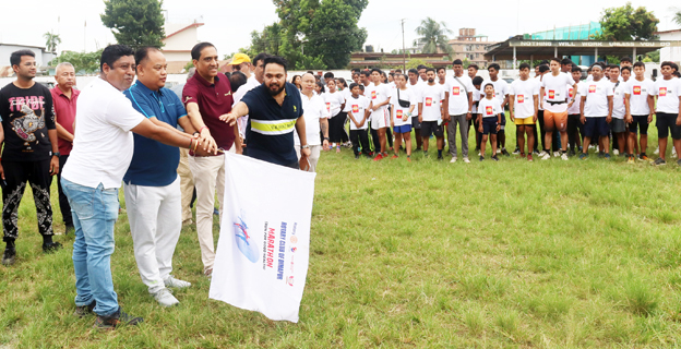 H Tovihoto Ayemi, MLA & Advisor for Tribal Affairs and the Election Department, flagged off the Marathon Race organized by the Rotary Club of Dimapur