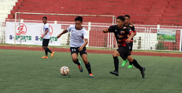 Players of F4C academy in black jersey against Jakhama Youth Organization in white and black during the pre-quarterfinal match at IG Stadium Kohima on Monday.