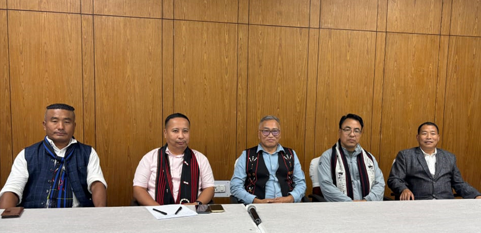 Members of the CoRRP addressing the media after setting September 30 as the deadline for the Reservation Review Commission.
