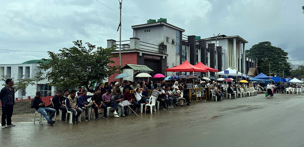 Nagaland RMSA 2016 teachers continued their sit-in protest for the tenth day outside the Nagaland Civil Secretariat in Kohima on Saturday, September 20.