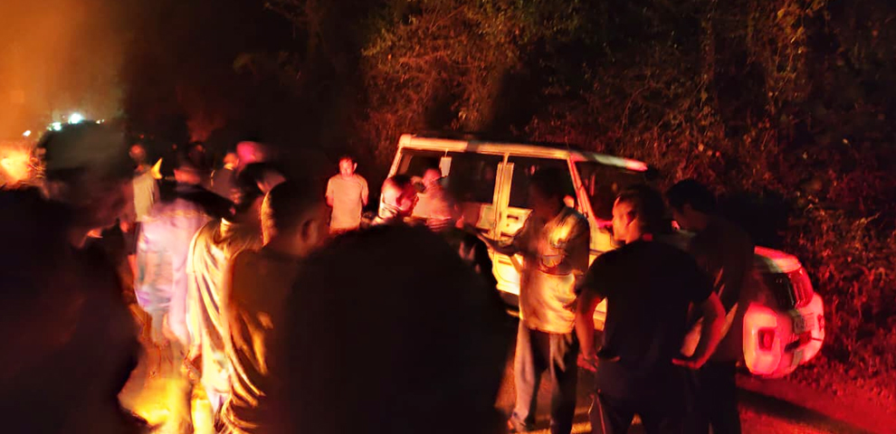 Police vehicle collides with multiple vehicles near District Jail junction