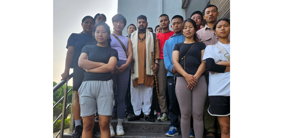 NWA wrestlers visit WFI chief architect Brij Bhushan Sharan Singh