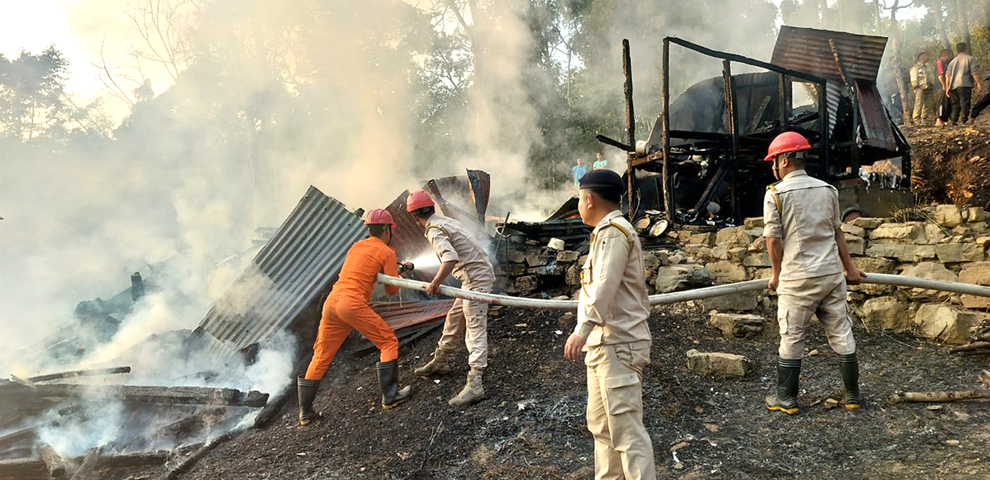 Wooden house gutted in Settsü Village fire; three tenders deployed, no casualties reported