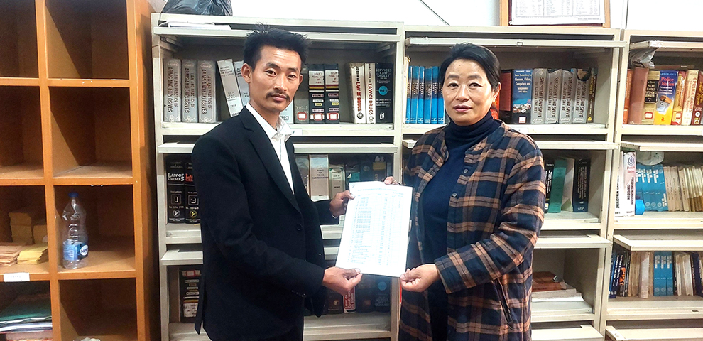 Seyochung Village Library receives book donation from Nagaland Police