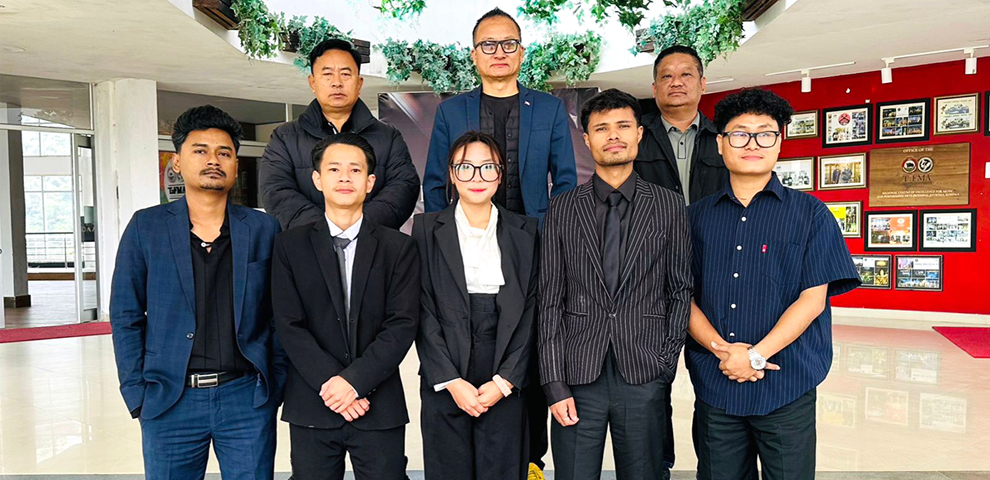 TaFMA officials with the five selected singers.