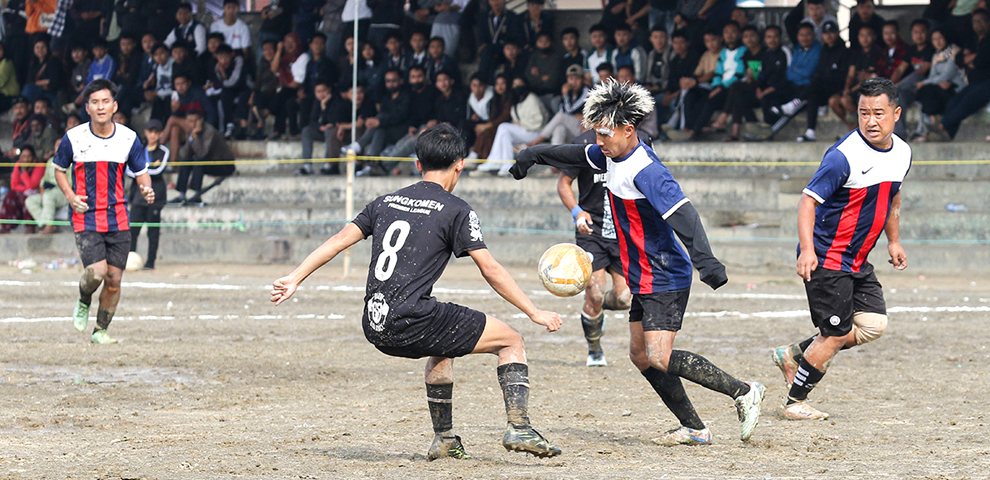 Sungkomen knock out Artang to enter