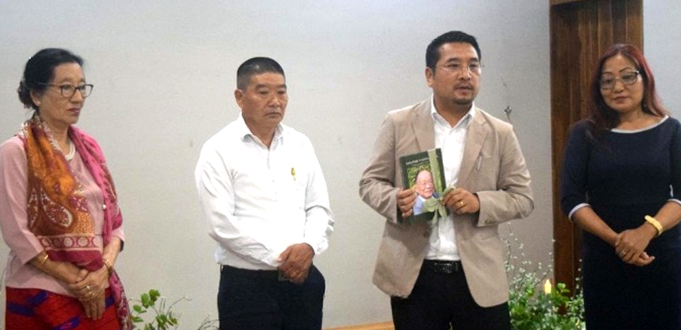 Advisor Tongpang Ozukum launches biography on T Sentichuba