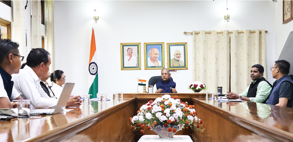 Governor reviews WRD programmes, focuses on women’s empowerment