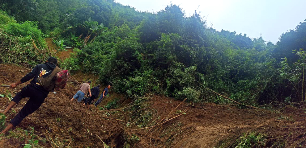 Old Monger Village Council gives contractor 7-day deadline to clear landslides