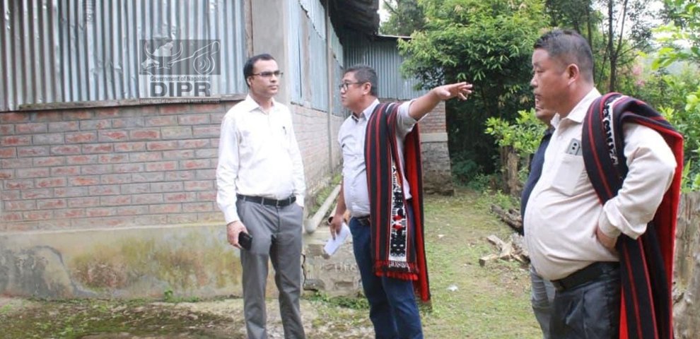 Under Secretary Mahipal Yadav verifies school infrastructure project in Mangmetong village