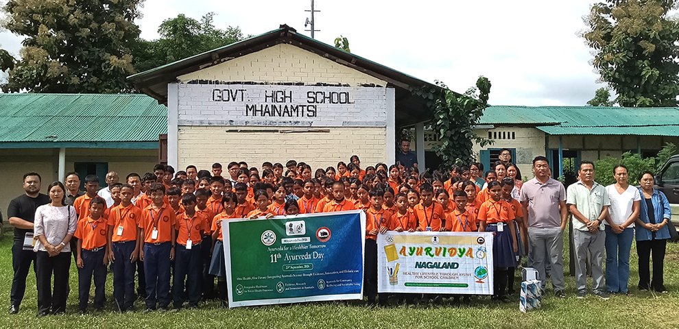 Ayurvidya School Health Programme observes National Ayurveda Day in Peren