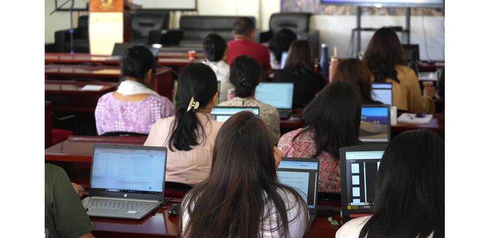 FAC conducts AI tools training for teachers