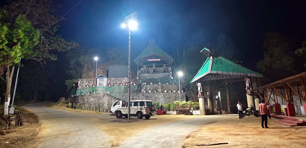 Solar high-mast pole commissioned at Sungratsu